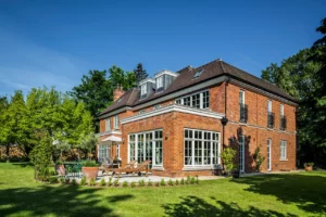 This image shows Henley House from the rear, part of the Traditional Build range from English Brothers